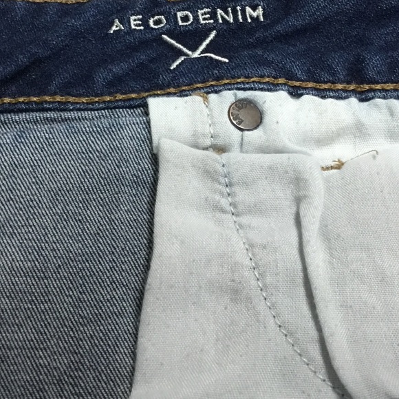 American Eagle Outfitters Hi-Rise Shortie Super Stretch Denim Shorts Size 14 - Picture 6 of 6